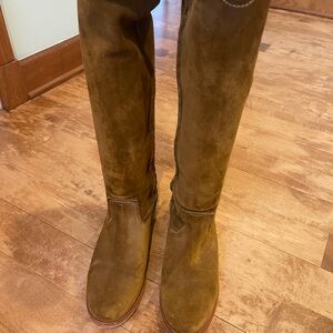 Suede Knee-High Boots - Light Brown